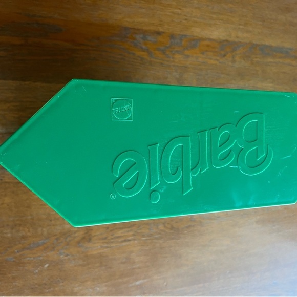 NIB Barbie Special Edition Doll 1992 in Silver Sparkling Gown - Picture 5 of 8